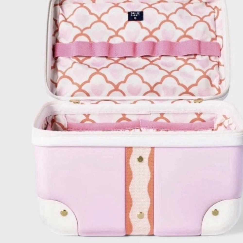 Roller Rabbit x Target Trunk Vanity Case - Soft Pink - Picture 3 of 3